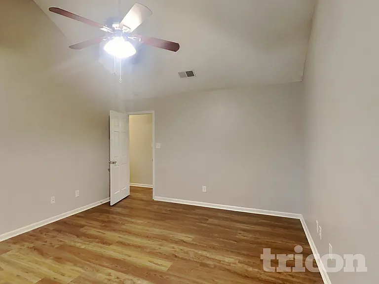 8820 Kishorn Ct — Photo 9