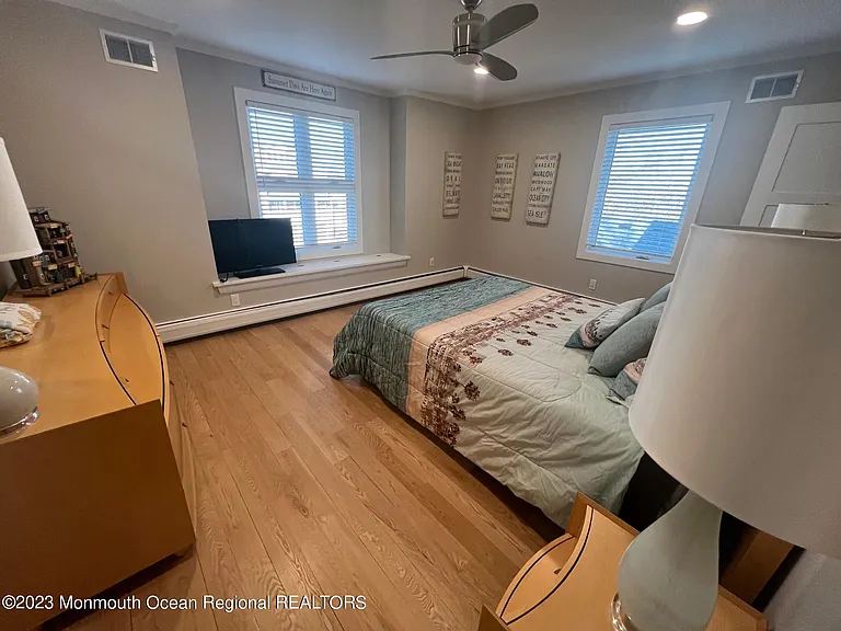 141 Osborne Ave — Photo 41