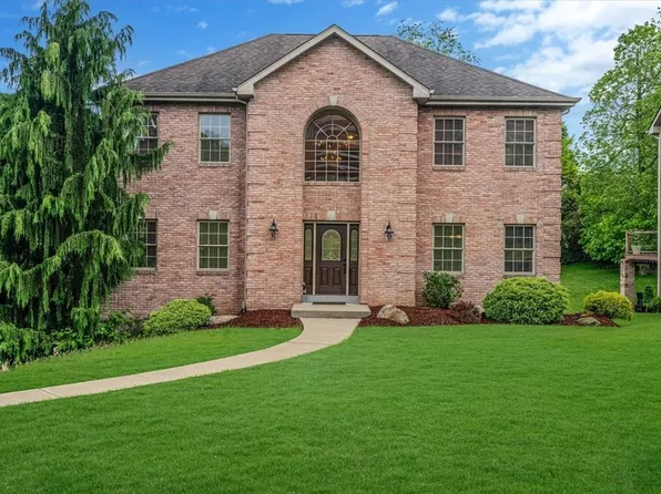 2108 Beams Run Rd, Clairton, PA 15025