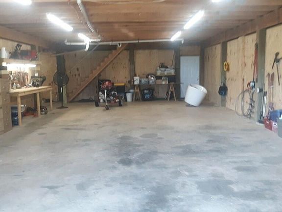 3rd image of 11700 Earl Booth Road Ext