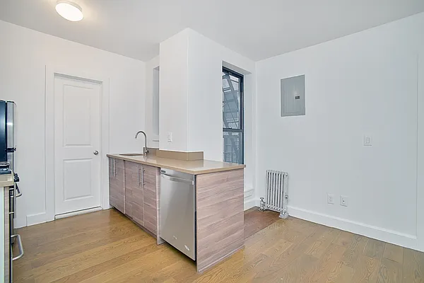 Rented by REAL New York | media 15