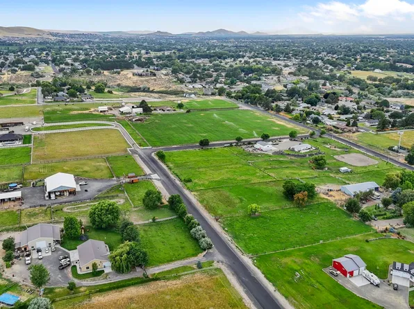 Juniper Street E 47th Ave, Kennewick, WA 99337
