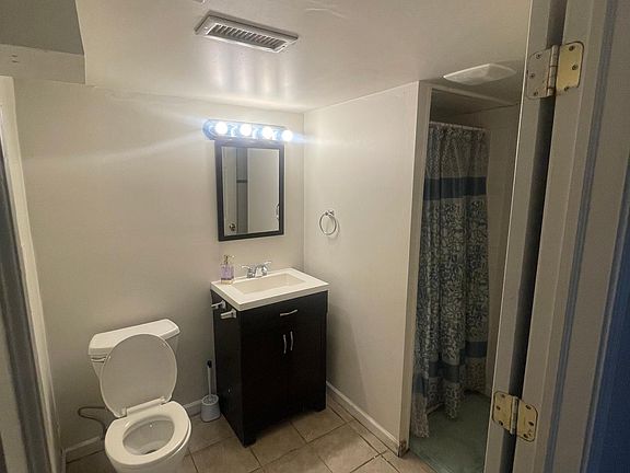 4th image of 32528 Wexford Dr