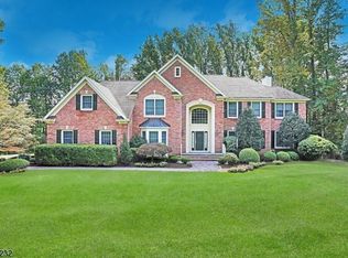 6 Cotswold Ln, Warren, NJ 07059
