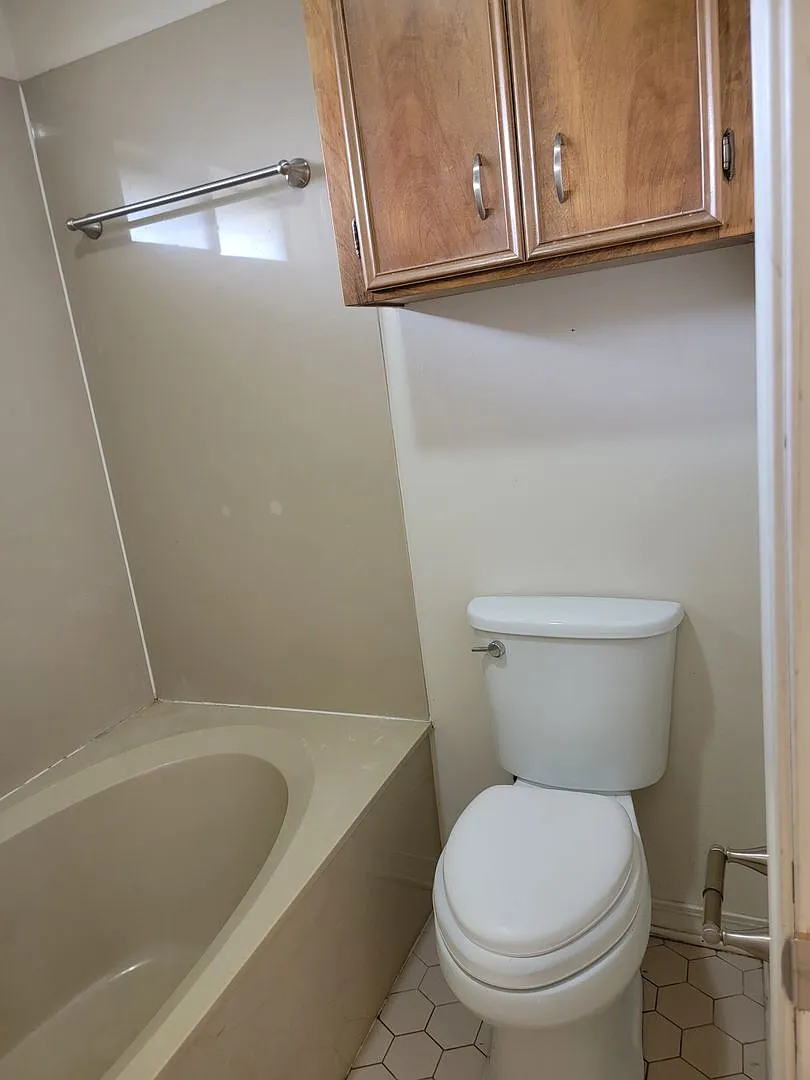 South Bossier 3 Bedroom 2 Bathroom 300 Off 1st Month Special — Photo 3