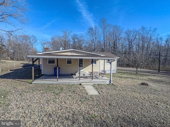 2nd image of 10605 Willetts Crossing Rd