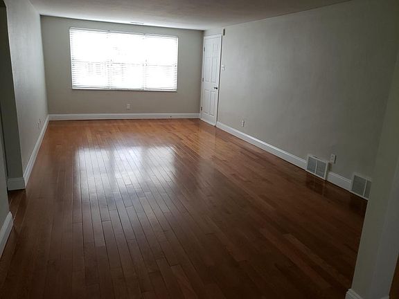 4th image of 7733 Wild Plum Ave