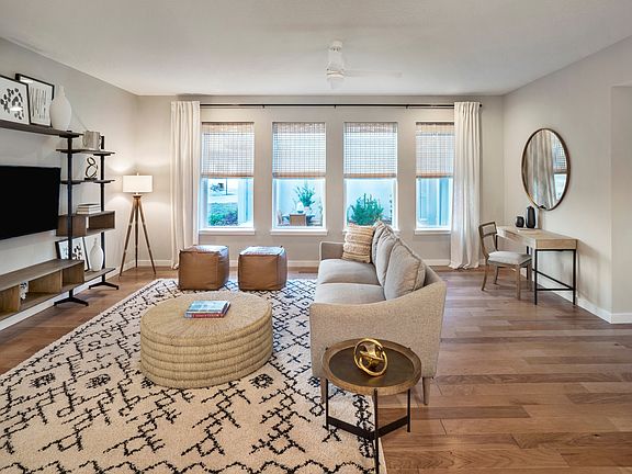 Weslyn Park - Chambord II Interior Image 4