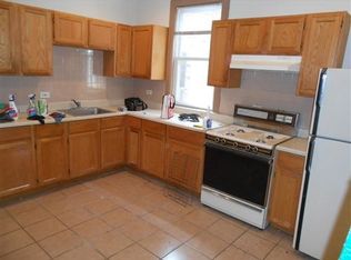 3224 W Armitage Ave #2, Chicago, IL 60647