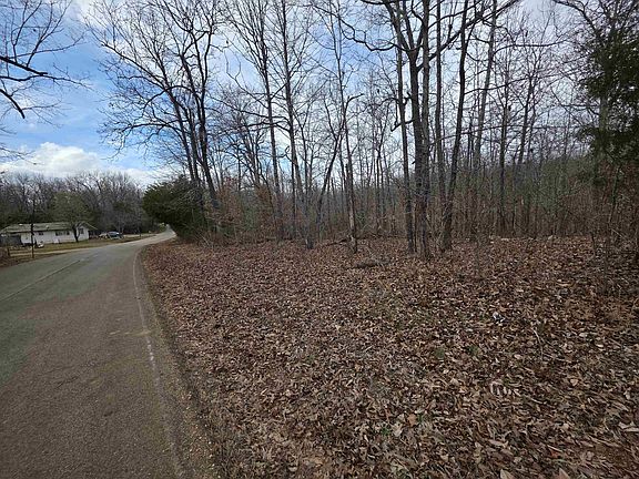 2nd image of L17-B3 S Summit Ridge Dr