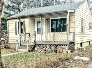 8 Kildare Ave, Joliet, IL 60433