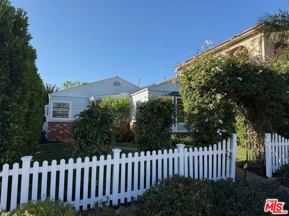 967 W 21st St, San Pedro, CA 90731