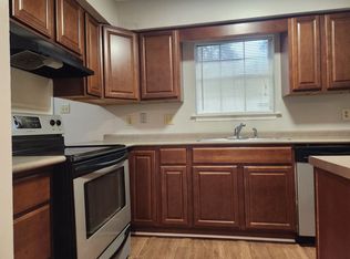 140 Windmill Ln, Savannah, GA 31419