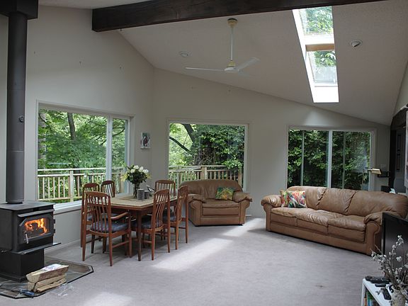 multipurpose sun room