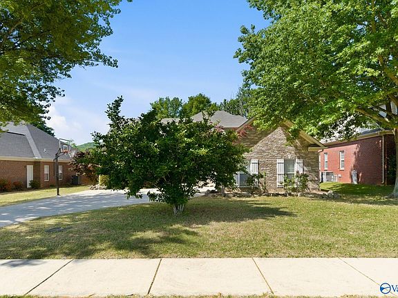 3rd image of 7104 Tull Water Dr SE