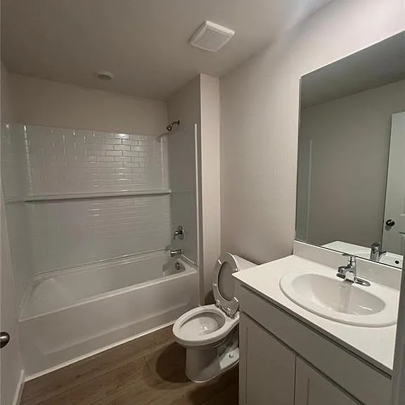 532 Ilaria Ct — Photo 13