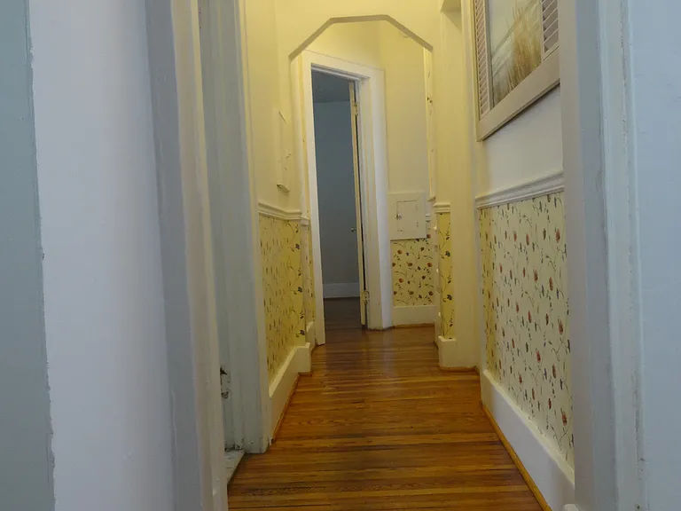 467 Norwood Ave — Photo 8