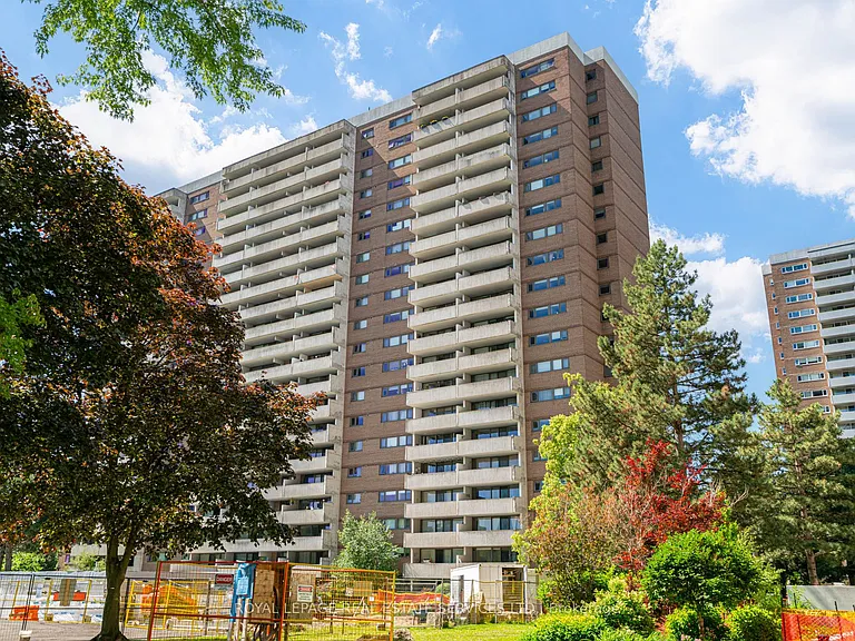 250 Scarlett Rd #206 — Photo 1