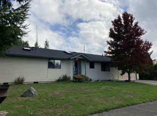 1118 S 21st Ct, Mount Vernon, WA 98274