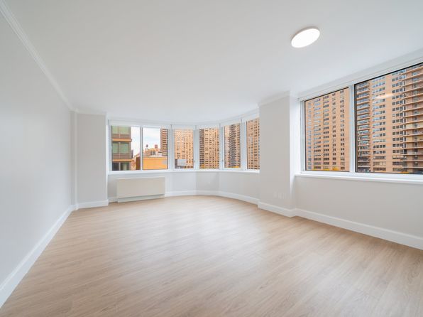 140 Riverside Blvd APT 1005
