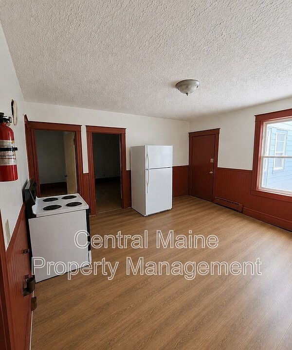 1st image of 131 Horton St Unit 10