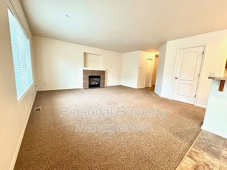 3371 NW 47th Dr — Photo 4
