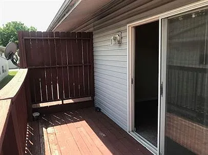 510-3 S Poplar St — Photo 9