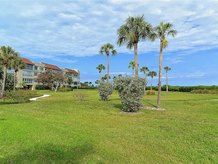 4780 Gulf Of Mexico Dr #5 — Photo 61
