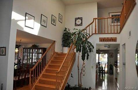 Spacious foyer