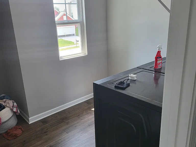 1019 Spring Hill Dr — Photo 11