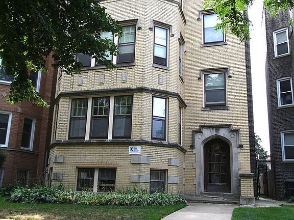2nd image of 2051 W Farragut Ave APT 3W
