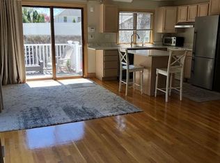 18 Rice St, Wellesley Hills, MA 02481