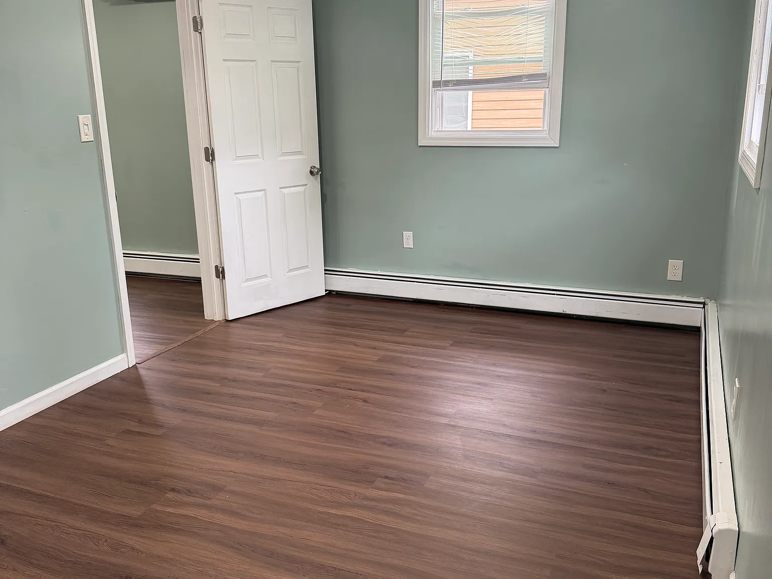 2 bed, 1050 sqft, $2,250 — Photo 2