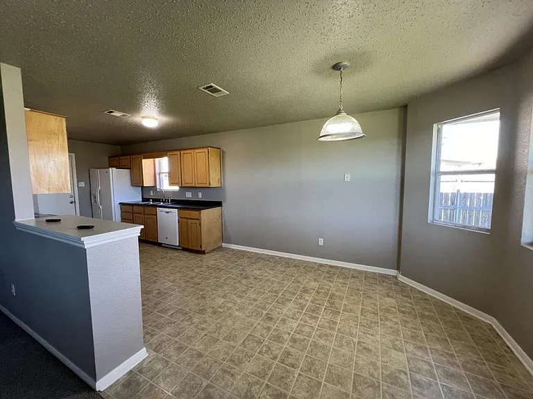 4115 Mustang Dr — Photo 12