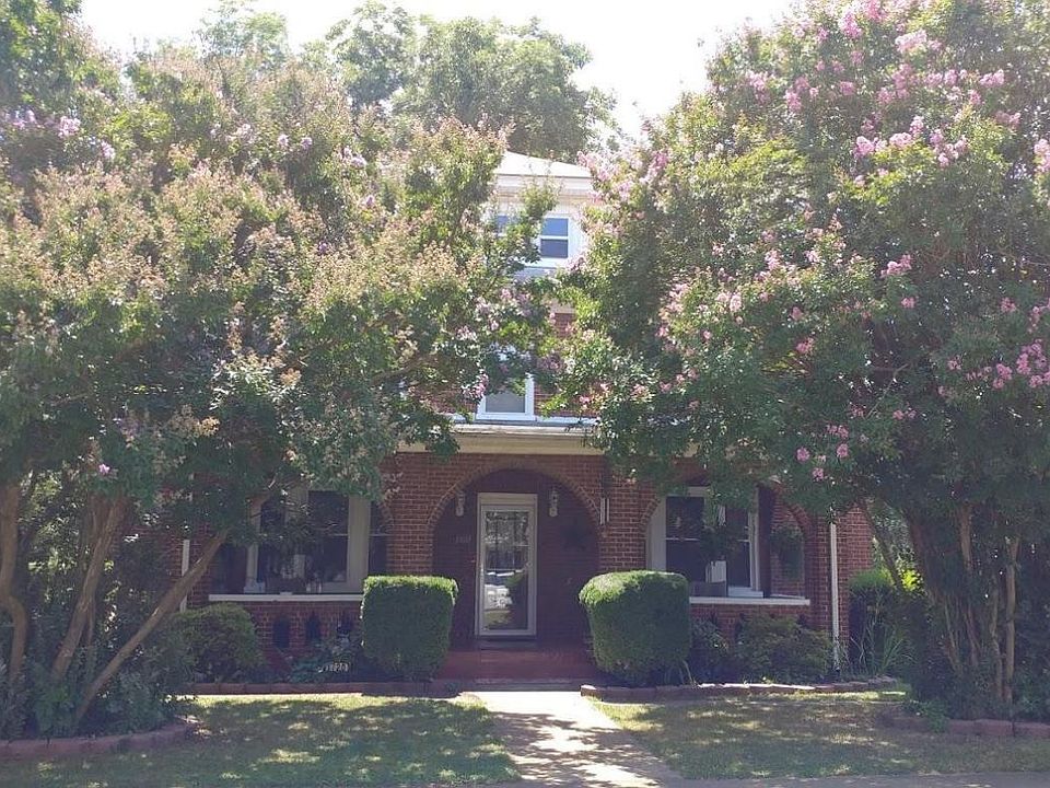2nd image of 1720 Staunton Ave NW