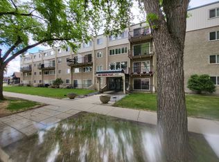 10325 120th St NW, Edmonton, AB T5K 2G2