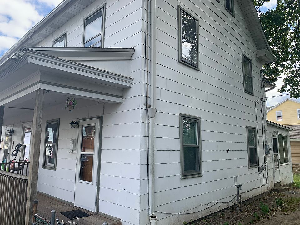 2nd image of 518 W Oak St