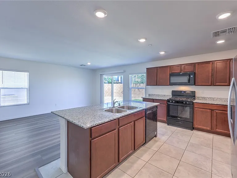 4983 Angel Heart St — Photo 15