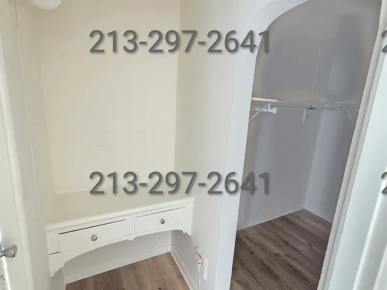 118 S Lake St #3 — Photo 9