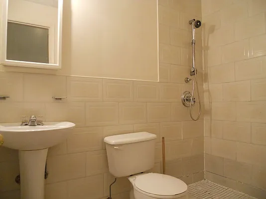 Rented by Greater Realty Management of NY LLC | media 12