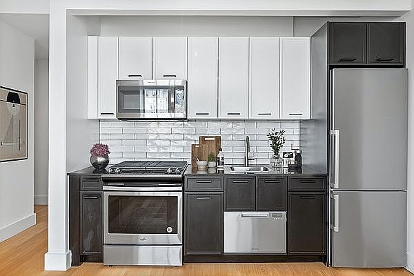 1st image of 67 Wall St APT 14H