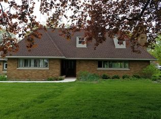 419 W Nippersink Rd, Round Lake, IL 60073