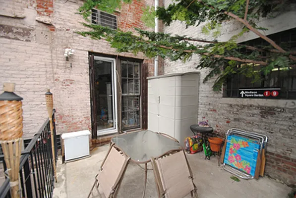 Rented by Buchbinder & Warren | media 24