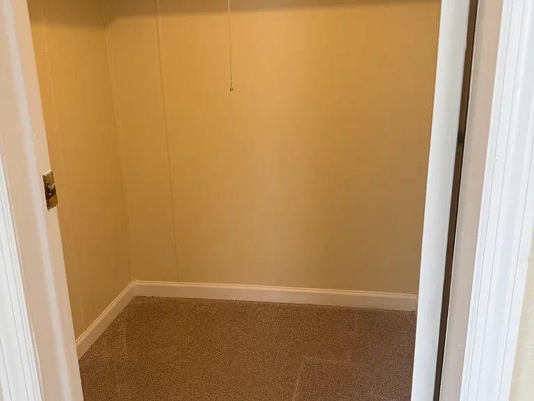 138 SW Earl Ave #138 — Photo 8