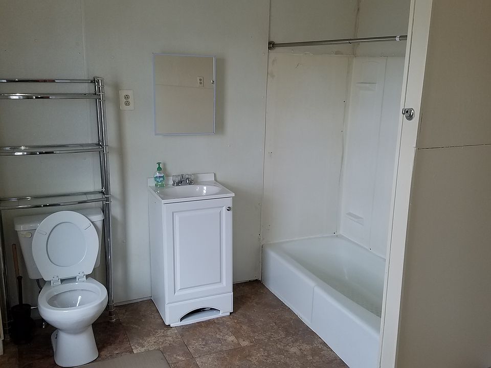 2nd image of 39 Wellington St APT 3W