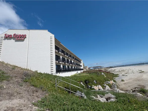 1020 Cypress St, Pismo Beach, CA 93449