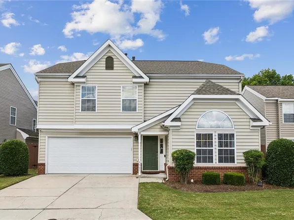 5561 Port Royal Dr, Virginia Beach, VA 23462