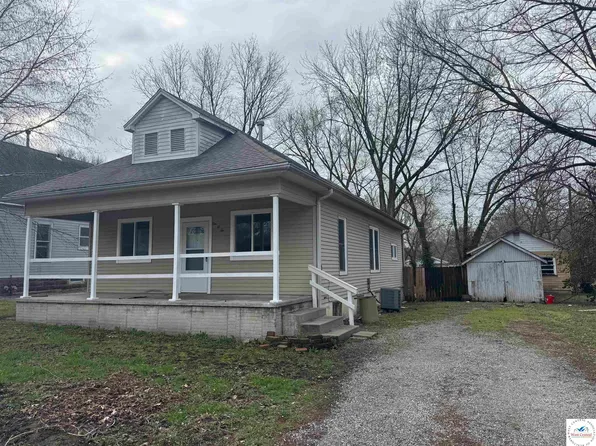 1002 E 10th St, Sedalia, MO 65301