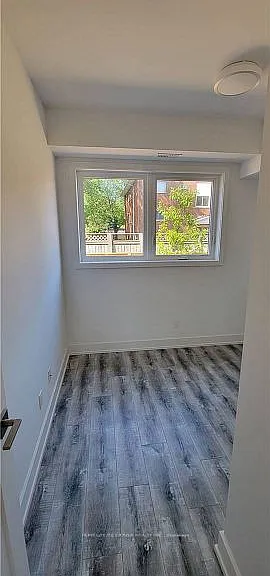 6065 McLeod Rd #202 — Photo 2