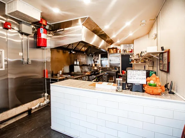 446 West Side Avenue image 3 of 38